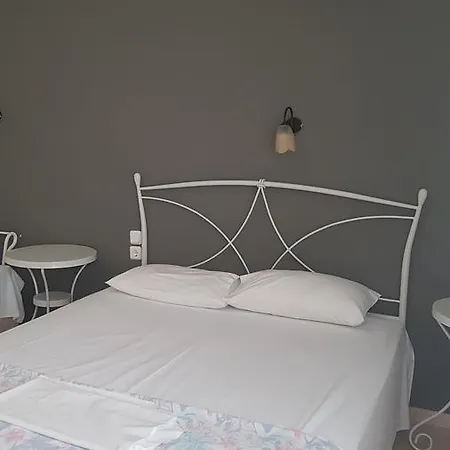 Karidi Beach Apartment Vourvourou